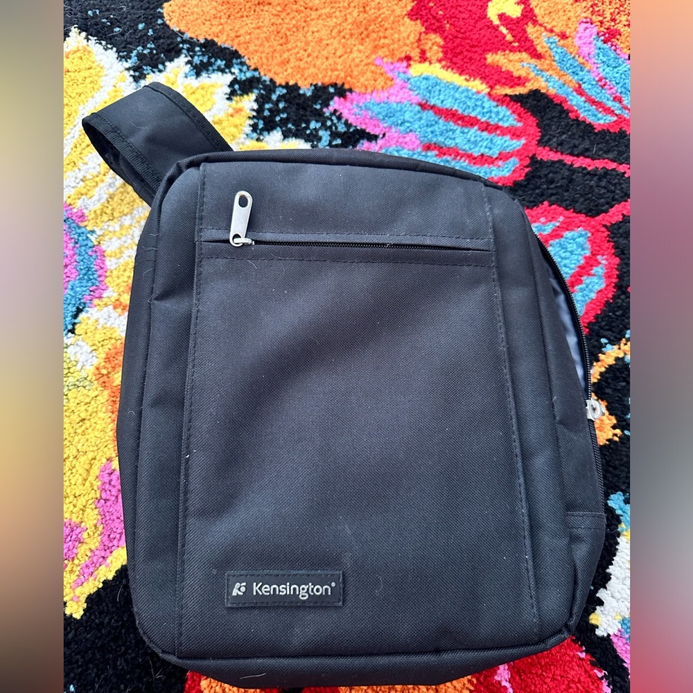 Kensington Tech Sling